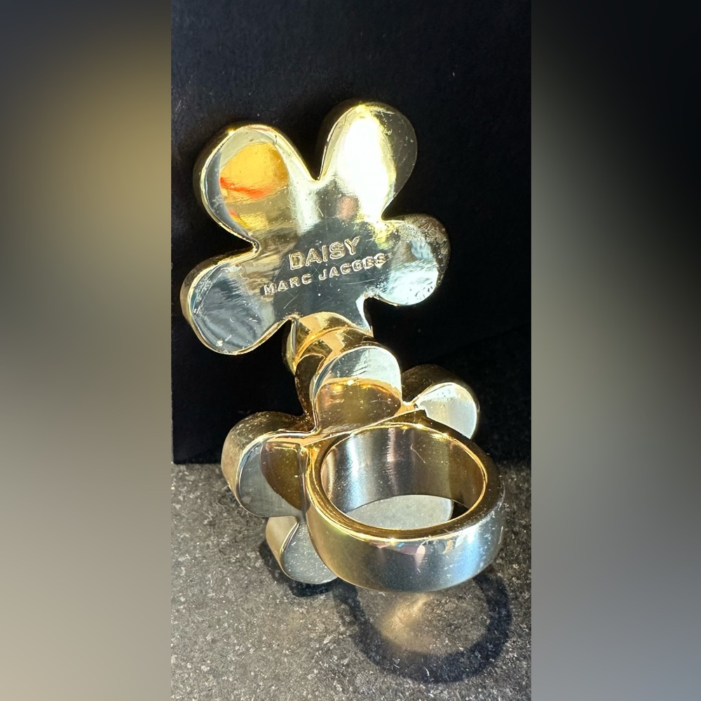 Marc Jacobs Daisy Solid Perfume Ring - image 2